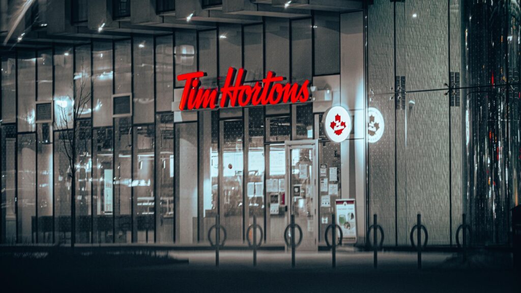 Job openings at Tim Hortons: Wages that can reach up to C$39/h and how to apply (Step by step)